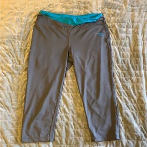 Wilson Capri workout leggings
